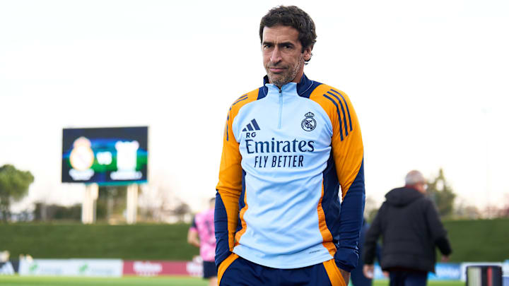 Raul Gonzalez hat zuletzt Real Madrid Castilla trainiert Raul Gonzalez hat zuletzt Real Madrid Castilla trainiert