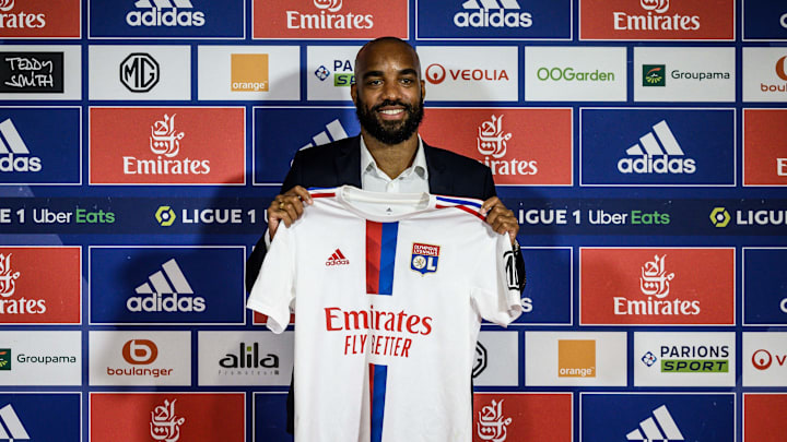 Alexandre Lacazette est de retour à Lyon.
