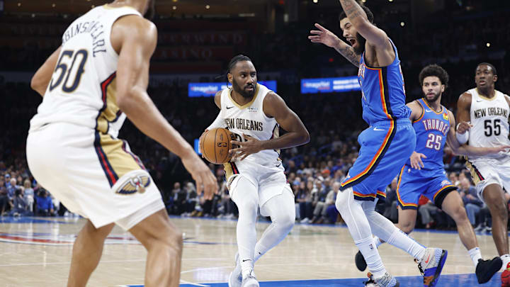 Ex-Husky Jaylen Nowell drives to the basket for the New Orleans Pelicans. Ex-Husky Jaylen Nowell drives to the basket for the New Orleans Pelicans.
