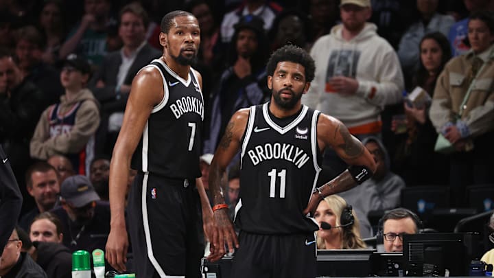 Kevin Durant y Kyrie Irving quieren seguir jugando juntos 