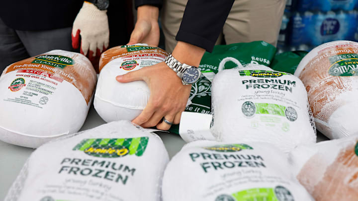 Turkeys Distributed To New Yorkers In Need Ahead Of Thanksgiving