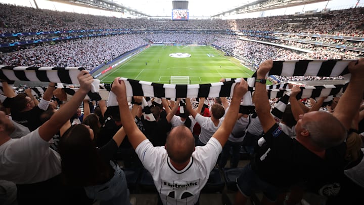 Die Eintracht-Frankfurt-Fans haben einen Award erhalten