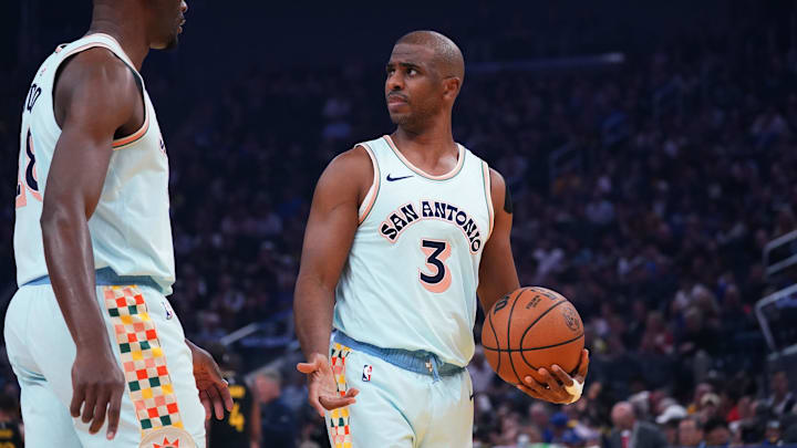 Chris Paul. Mandatory Credit: David Gonzales-Imagn Images