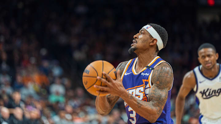 Nov 10, 2024; Phoenix, Arizona, USA; Phoenix Suns guard Bradley Beal (3) shoots from inside the paint in the first half during a game against the Sacramento Kings at Footprint Center. Mandatory Credit: Allan Henry-Imagn Images