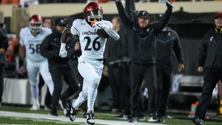 Cincinnati Bearcats take on Oklahoma State Cowboys in 2023