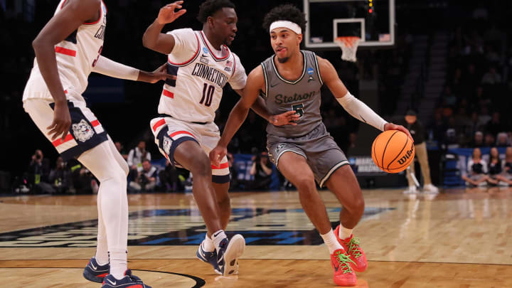 March 22, 2024, Brooklyn, NY, USA; Stetson Hatters guard Jalen Blackmon (5) dribbles against UConn in the NCAA Tournament.