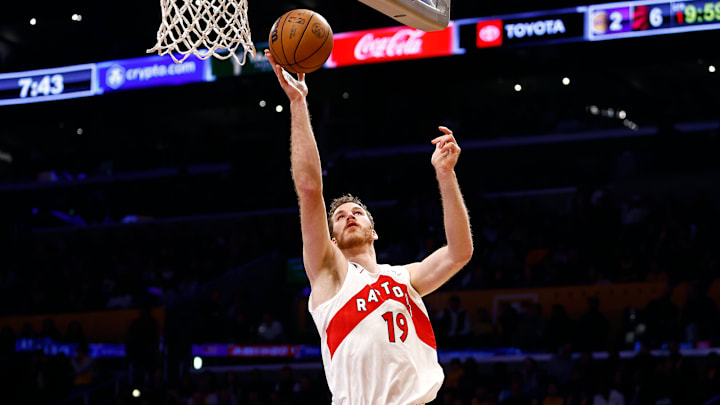 Jakob Poeltl podría pasar de Raptors a Lakers