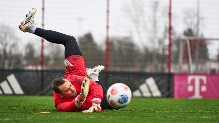 Manuel Neuer muss einen Rückschlag hinnehmen