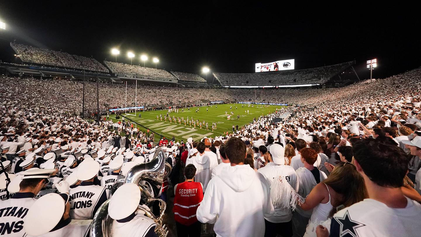 Despite Chaos, Penn State Football Drew Big Crowds in 2025
