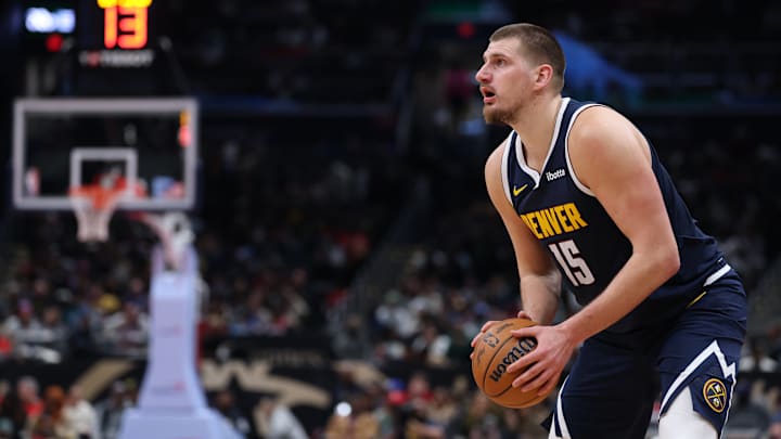 Nikola Jokic debutó en la NBA con los Denver Nuggets, el 28 de octubre de 2015