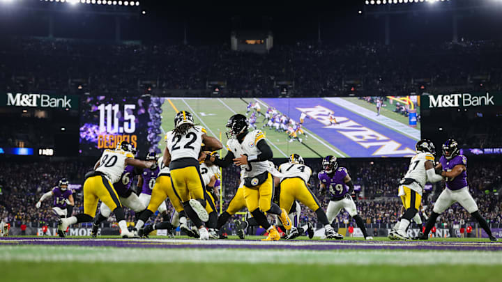 AFC Wild Card Playoffs: Pittsburgh Steelers v Baltimore Ravens