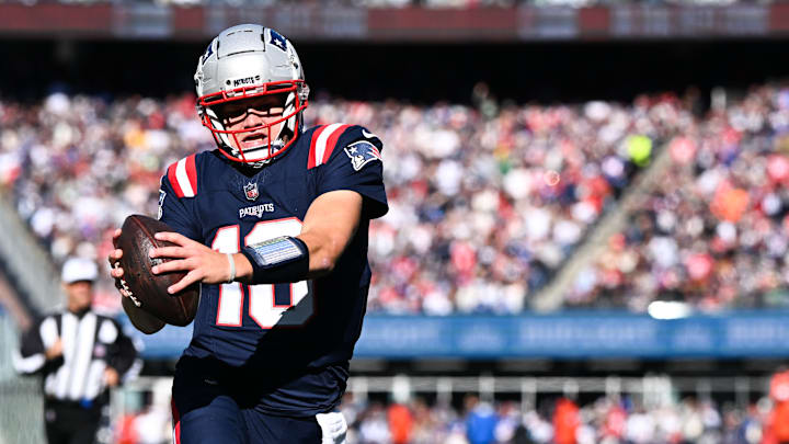 New York Jets v New England Patriots