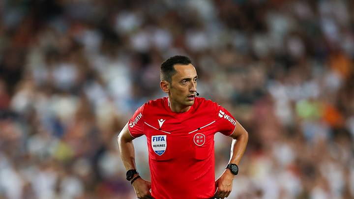 Valencia CF v FC Barcelona  - La Liga EA Sports