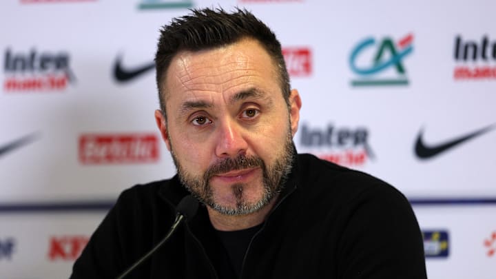 Roberto de Zerbi est la cible prioritaire des Spurs pour remplacer Tudor Roberto de Zerbi est la cible prioritaire des Spurs pour remplacer Tudor