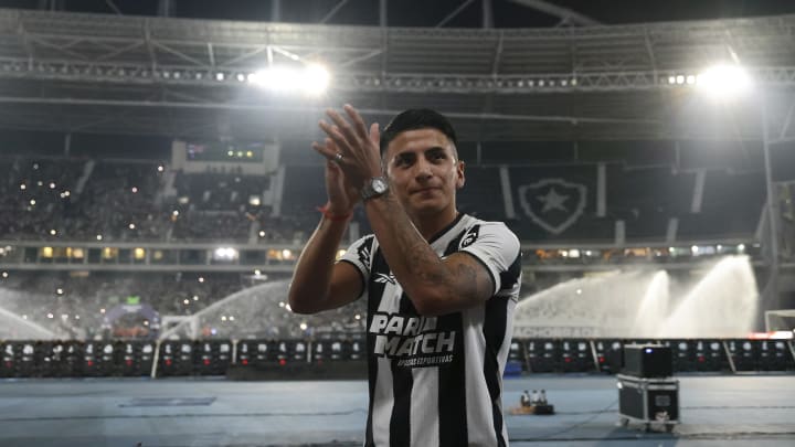 Thiago Almada, do Botafogo, vai para os Jogos Olímpicos 