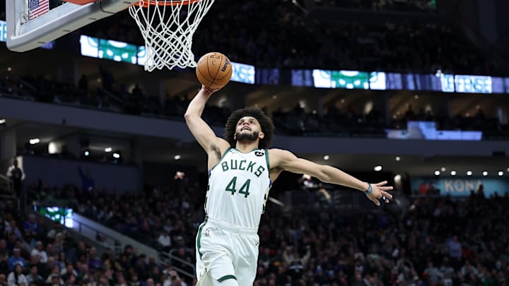 Golden State Warriors v Milwaukee Bucks
