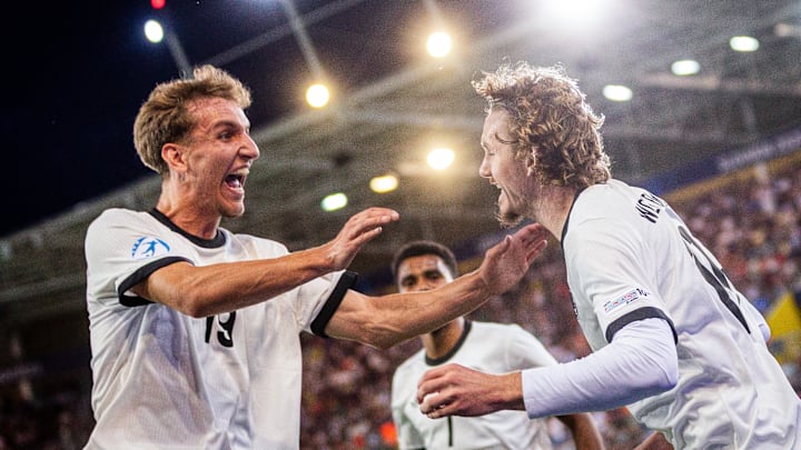 Nelson Weiper (l.) und Nick Woltemade bei der U21-EM