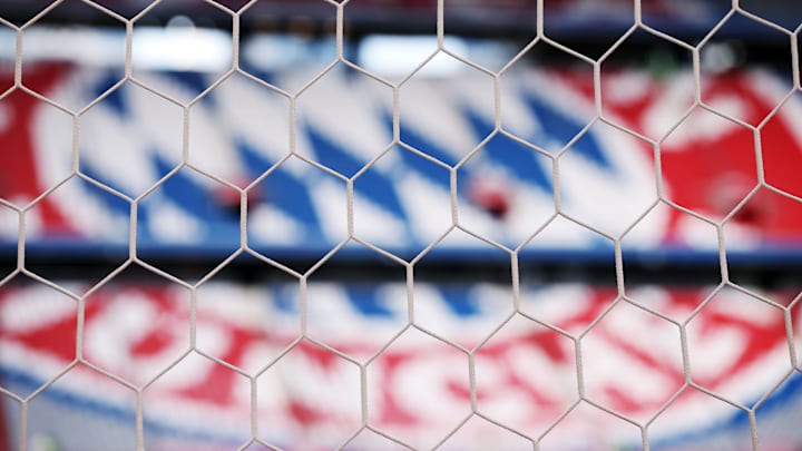 Offenbar gibt es einen ersten Einblick wie das neue Trikot des FC Bayern aussehen könnte