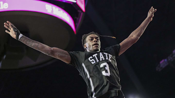 Feb 8, 2025; Athens, Georgia, USA; Mississippi State Bulldogs forward KeShawn Murphy (3) tries to block an inbounds pass against the Georgia Bulldogs during the second half at Stegeman Coliseum. Mandatory Credit: Dale Zanine-Imagn Images Feb 8, 2025; Athens, Georgia, USA; Mississippi State Bulldogs forward KeShawn Murphy (3) tries to block an inbounds pass against the Georgia Bulldogs during the second half at Stegeman Coliseum. Mandatory Credit: Dale Zanine-Imagn Images