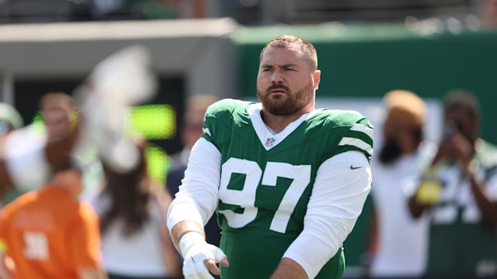 Sep 14, 2025; East Rutherford, New Jersey, USA; New York Jets defensive tackle Harrison Phillips (97) before the game against the Buffalo Bills at MetLife Stadium. Mandatory Credit: Vincent Carchietta-Imagn Images Sep 14, 2025; East Rutherford, New Jersey, USA; New York Jets defensive tackle Harrison Phillips (97) before the game against the Buffalo Bills at MetLife Stadium. Mandatory Credit: Vincent Carchietta-Imagn Images