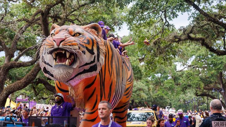 Sep 5, 2026; Baton Rouge, Louisiana, USA; A Mike the Tiger float moves up Victory Hill for first time before the game between the LSU Tigers and the Clemson Tigers at Tiger Stadium. Mandatory Credit: Stephen Lew-Imagn Images Sep 5, 2026; Baton Rouge, Louisiana, USA; A Mike the Tiger float moves up Victory Hill for first time before the game between the LSU Tigers and the Clemson Tigers at Tiger Stadium. Mandatory Credit: Stephen Lew-Imagn Images