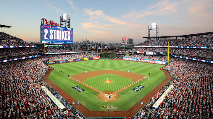 Division Series - Los Angeles Dodgers v Philadelphia Phillies - Game 1