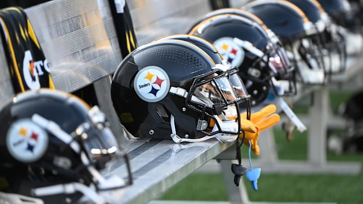 Aug 9, 2024; Pittsburgh, Pennsylvania, USA; Pittsburgh Steelers helmets sit on the bench during the 3rd quarter against the Houston Texans at Acrisure Stadium. Mandatory Credit: Barry Reeger-Imagn Images Aug 9, 2024; Pittsburgh, Pennsylvania, USA; Pittsburgh Steelers helmets sit on the bench during the 3rd quarter against the Houston Texans at Acrisure Stadium. Mandatory Credit: Barry Reeger-Imagn Images