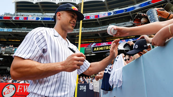 Texas Rangers v New York Yankees