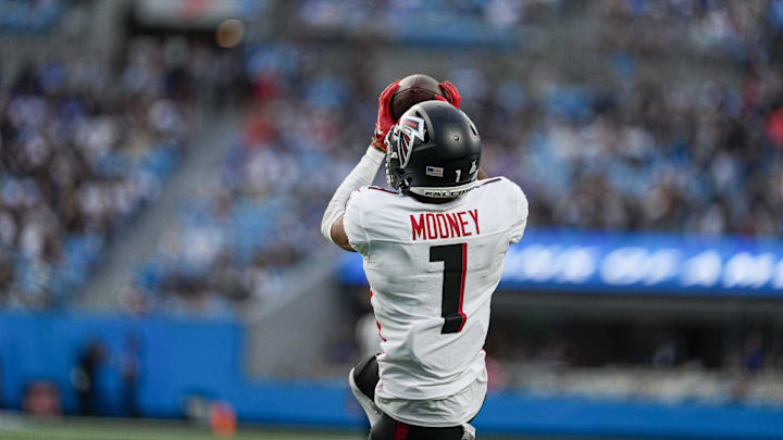 Darnell Mooney is a great player to target in NFL Week 3 action.