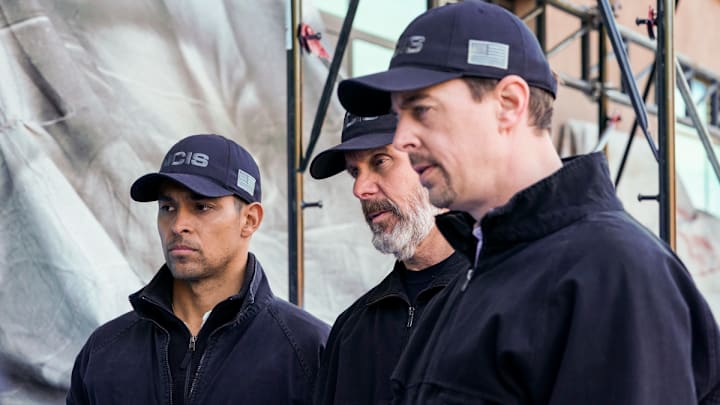 “Starting Over” – NCIS investigates the apparent suicide of a retired Navy officer who was in Palmer and Knight’s grief group. Also, Torres gets a call from NCIS Special Agent Jane Tennant (Vanessa Lachey) to come to Hawai’i when she gets a lead on a witness from a case they worked on together, on the CBS Original series NCIS, Monday, March. 28 (9:00-10:00 PM, ET/PT) on the CBS Television Network, and available to stream live and on demand on Paramount+*. The NCIS episode will be followed by a