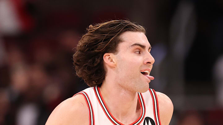 Philadelphia 76ers v Chicago Bulls Philadelphia 76ers v Chicago Bulls