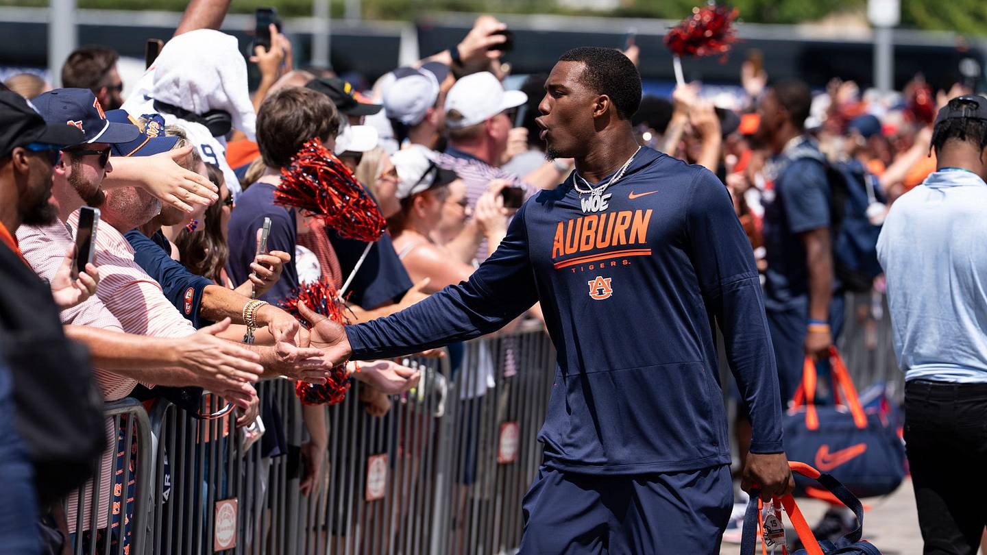 Is Auburn Standout Edge Rusher Playing in Home Opener Against Southern Miss?