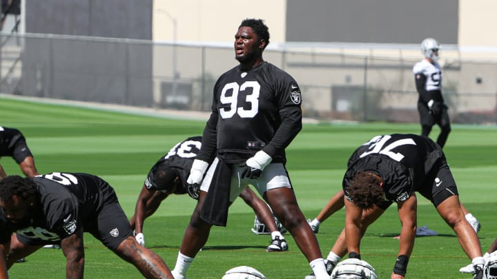 Las Vegas Raiders DT Byron Young Las Vegas Raiders DT Byron Young