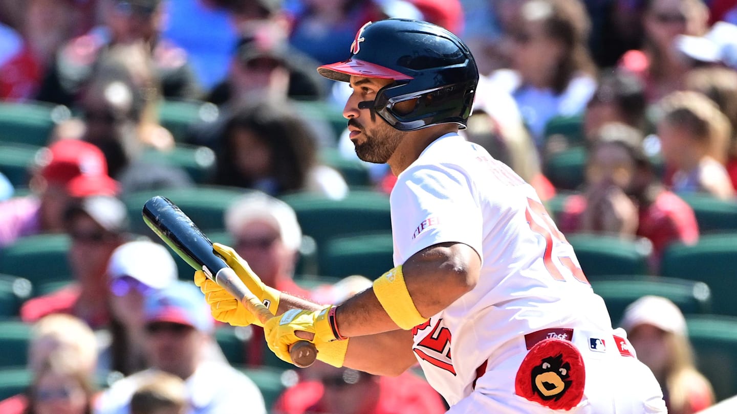 José Fermín's Job Isn't Safe Despite Making Cardinals Opening Day Roster