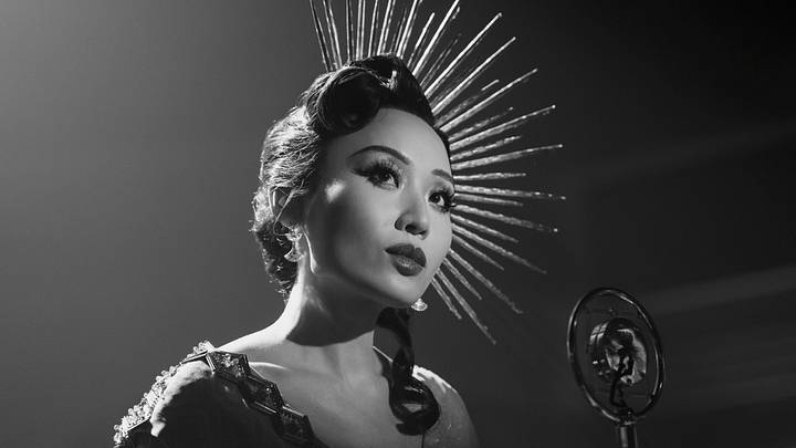 “Cat” (Li Jun Li) in a scene from Prime Video’s Spider-Noir (Courtesy of Aaron Epstein) “Cat” (Li Jun Li) in a scene from Prime Video’s Spider-Noir (Courtesy of Aaron Epstein)