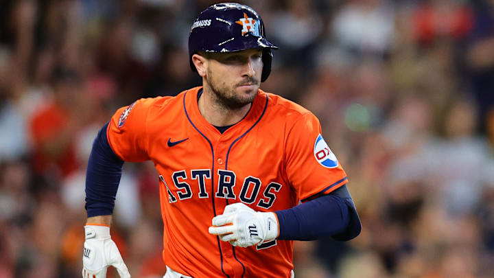 Alex Bregman has been mentioned as a potential fit for the Chicago Cubs on a short-term deal.