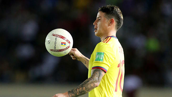 Livre, James Rodríguez pretende continuar na Europa na sequência da carreira.