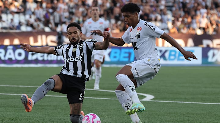 Souza, do Santos, fez um bom jogo no Rio de Janeiro Souza, do Santos, fez um bom jogo no Rio de Janeiro