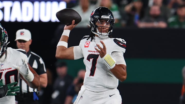 Oct 31, 2024; East Rutherford, New Jersey, USA; Houston Texans quarterback C.J. Stroud (7) throws a pass against the New York Jets during the first half at MetLife Stadium. Mandatory Credit: Ed Mulholland-Imagn Images Oct 31, 2024; East Rutherford, New Jersey, USA; Houston Texans quarterback C.J. Stroud (7) throws a pass against the New York Jets during the first half at MetLife Stadium. Mandatory Credit: Ed Mulholland-Imagn Images