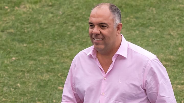 VP do Flamengo, Marcos Braz segue os trabalhos nos bastidores após encaminhar ida de João Gomes para a Europa.
