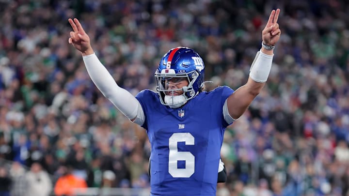 Jaxson Dart and the Giants head into Denver as road underdogs in Week 7.