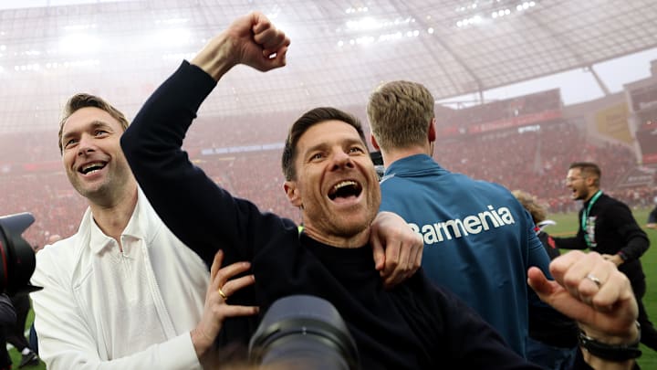 Simon Rolfes, Xabi Alonso