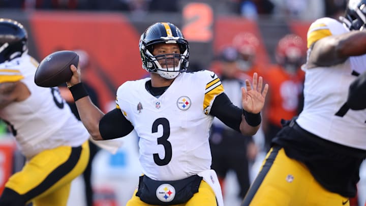 Wilson threw for 414 yards and three touchdowns in the Steelers' win over the Bengals on Sunday.