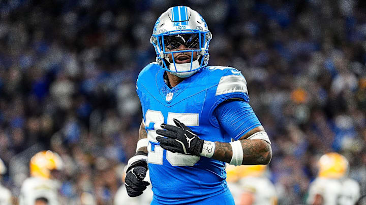 Detroit Lions safety Jamal Adams (25) runs off the field after a play against Green Bay Packers during the first half at Ford Field in Detroit on Thursday, Dec. 5, 2024.