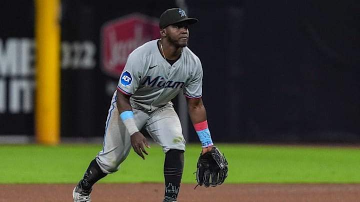 Ronny Simón fue puesto en asignación por los Marlins 