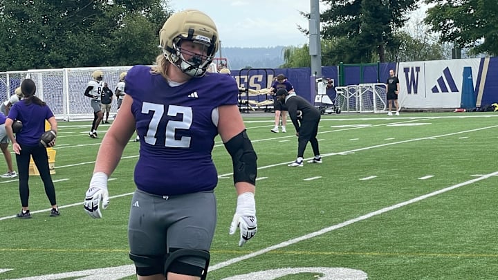 John Mills won the competition to open the season as the starting left offensive guard. John Mills won the competition to open the season as the starting left offensive guard.