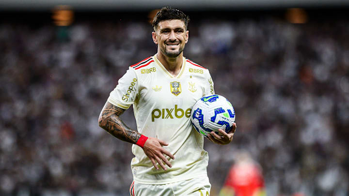 Arrascaeta foi um dos melhores em campo pelo Flamengo