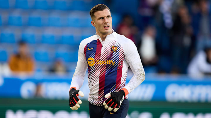 Iñaki Peña vem atuando desde a lesão de Ter Stegen