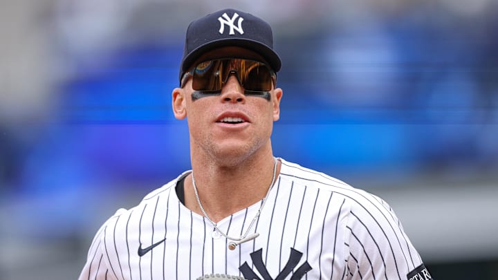 Apr 27, 2025; Bronx, New York, USA; New York Yankees right fielder Aaron Judge (99) runs off the field during the fifth inning against the Toronto Blue Jays at Yankee Stadium. Mandatory Credit: Vincent Carchietta-Imagn Images Apr 27, 2025; Bronx, New York, USA; New York Yankees right fielder Aaron Judge (99) runs off the field during the fifth inning against the Toronto Blue Jays at Yankee Stadium. Mandatory Credit: Vincent Carchietta-Imagn Images