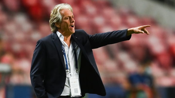 Jorge Jesus diz que pode esperar o Flamengo até o dia 20: “Quero voltar, sim”. 